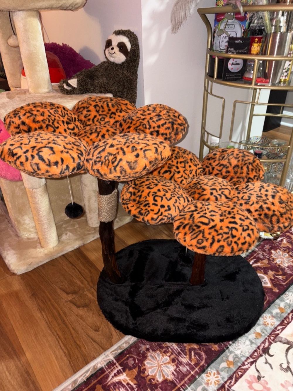 Beautiful Custom Leopard Flower Cat Tree